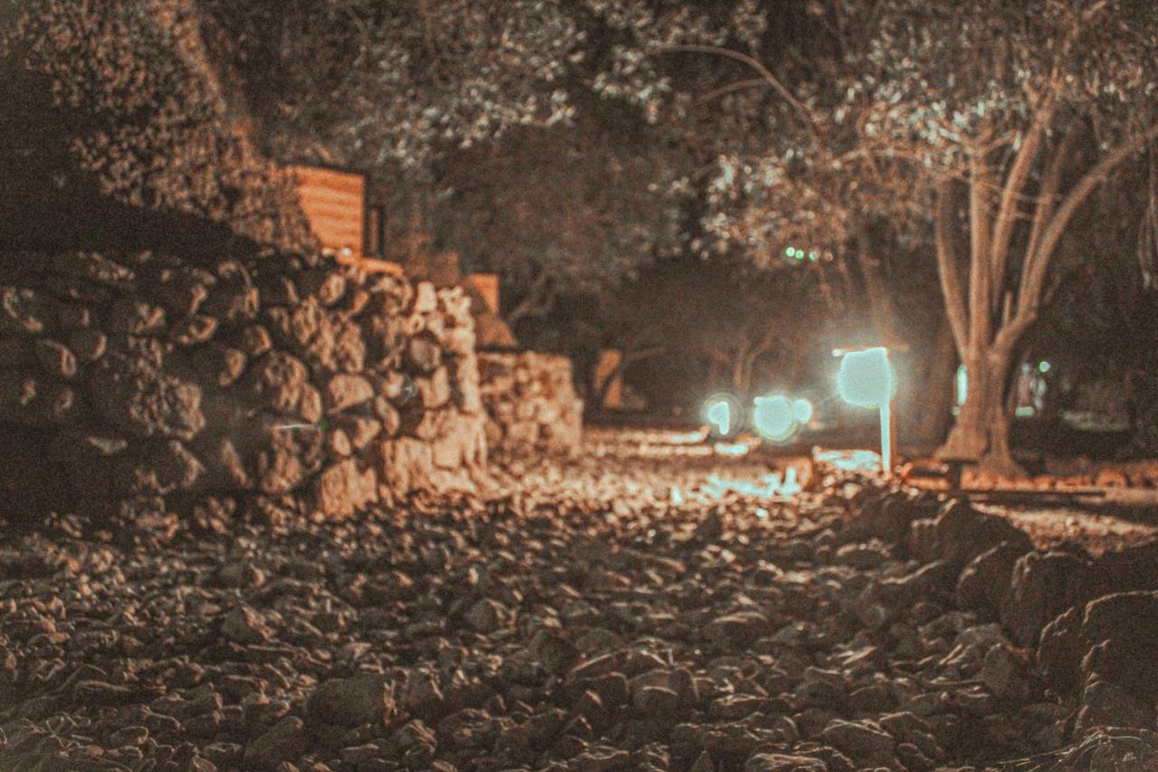Hobbit Village Dana Bagian luar foto